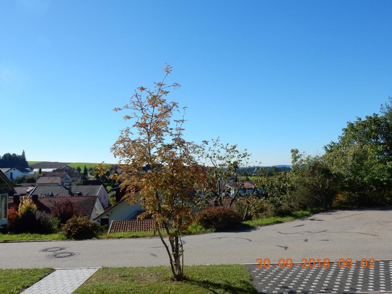 Ferienwohnung Fernblick Neukirchen vorm Wald Zewnętrze zdjęcie