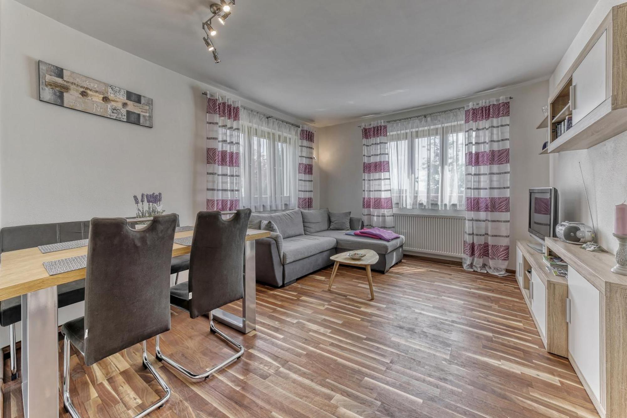 Ferienwohnung Fernblick Neukirchen vorm Wald Zewnętrze zdjęcie